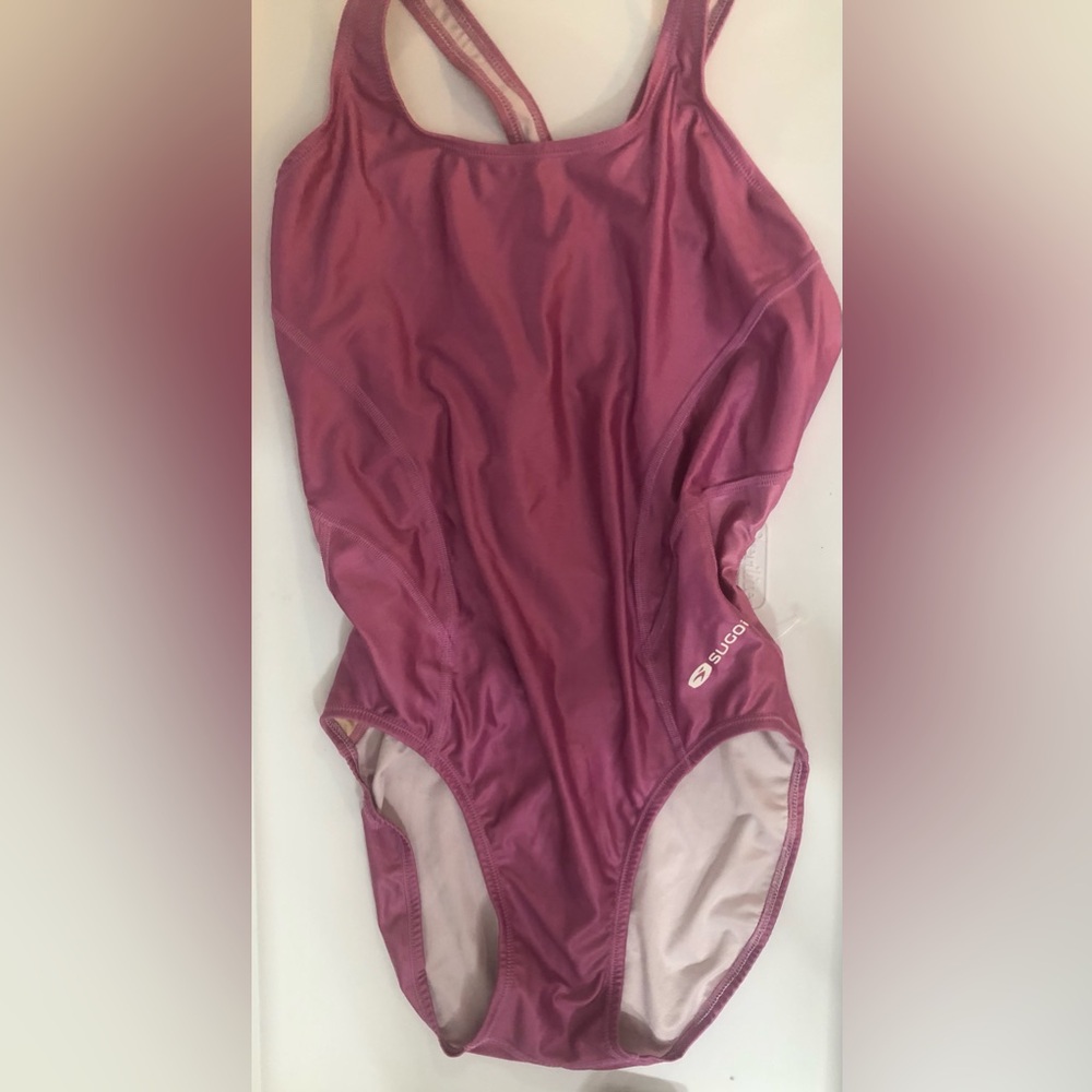 SUGOI one piece swimsuit. Size 34/small